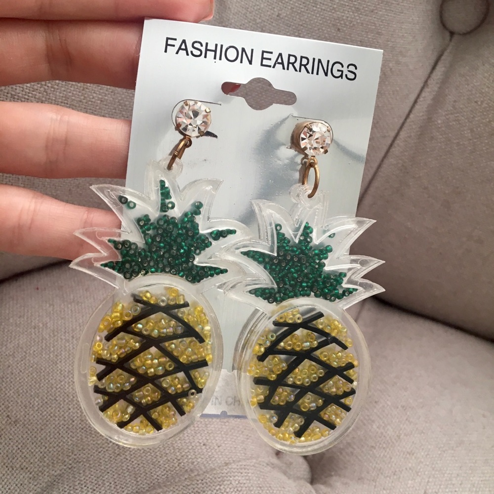 🧡 NWT 3D Pineapple Dangle Beads Rhinestone earrings summer